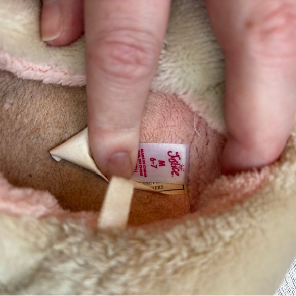 Justice Reindeer Slippers Medium/6-7 Glitter Antler Detail, Super Comfy - Picture 5 of 5